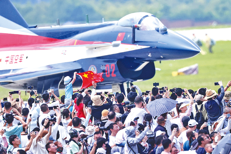 草比视频长春航空展迎来首个公众日